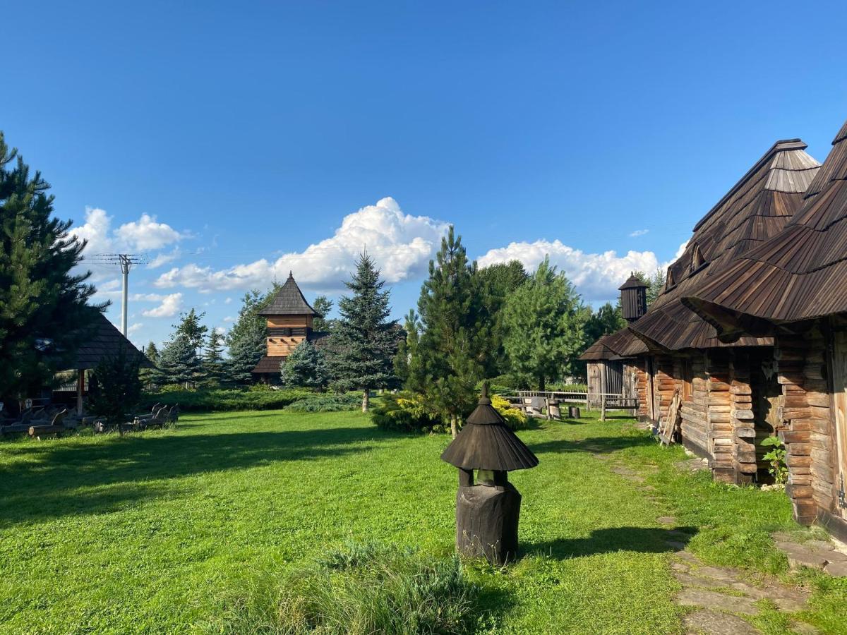 Grod Pedzikow Hotel Chęciny Kültér fotó
